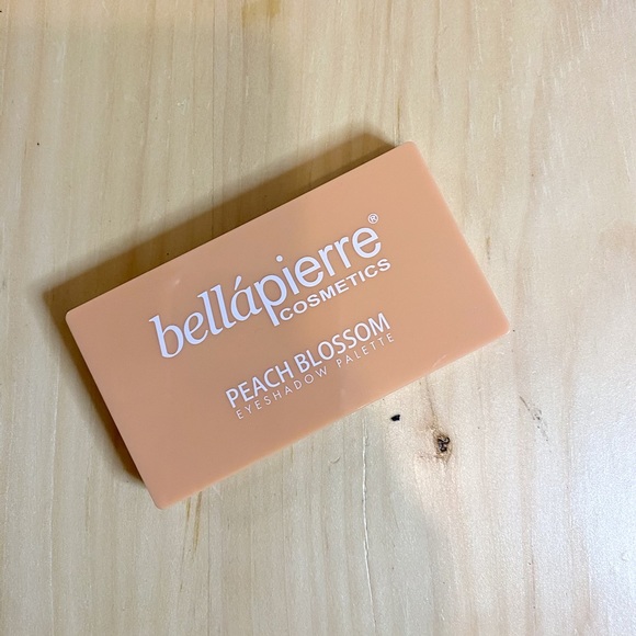 Bellapierre Peach Blossom Eyeshadow Palette - Picture 3 of 4
